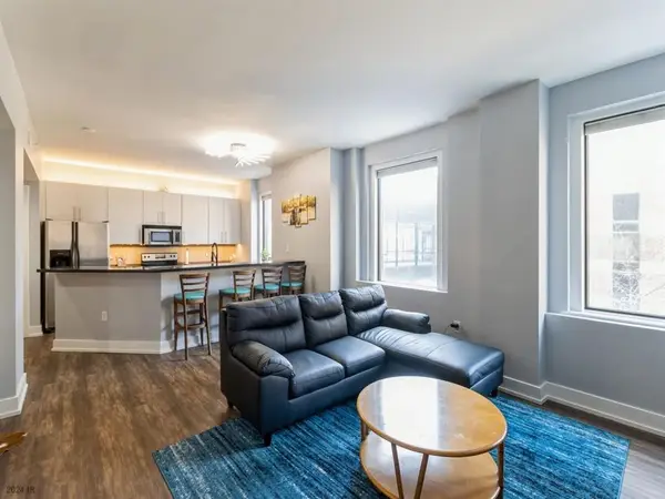 400 Walnut Street #203, Des Moines, IA 50309