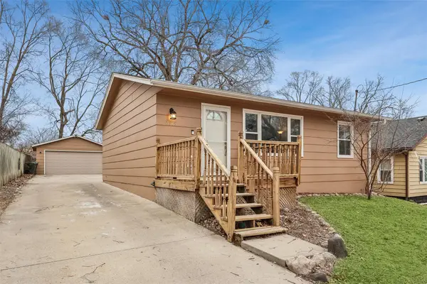 3515 E 39th Street, Des Moines, IA 50317