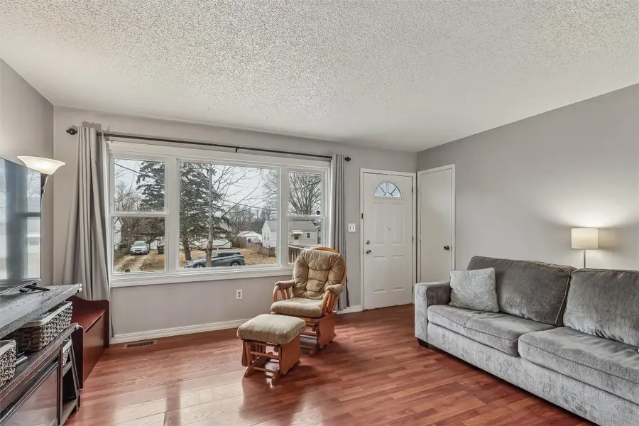 3515 E 39th Street, Des Moines, IA 50317 - Image #2