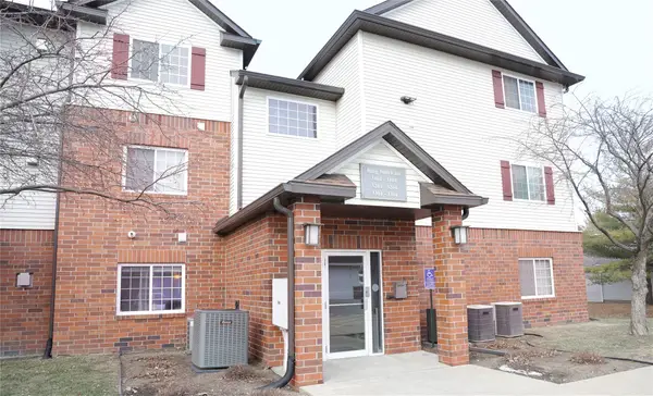 6440 Ep True Parkway #3201, West Des Moines, IA 50266