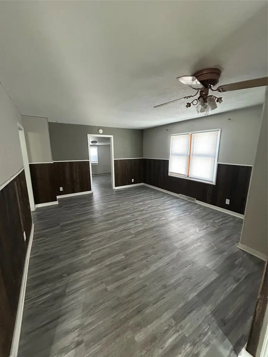 35 5th Avenue Ne, Titonka, IA 50480 - #2