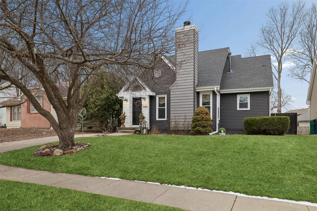 4756 70th Place, Urbandale, IA 50322 - Image #1