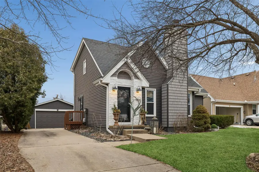 4756 70th Place, Urbandale, IA 50322 - Image #2