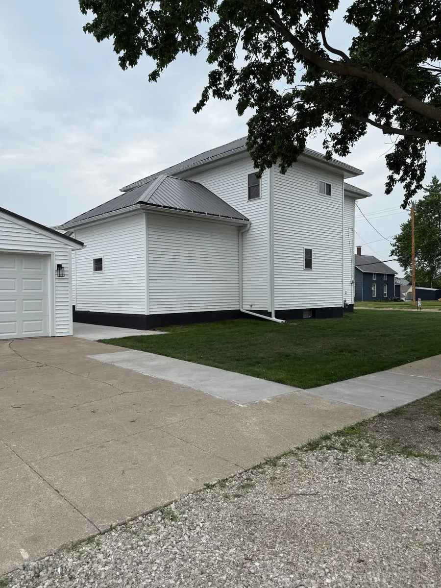207 N 3rd Street, Montezuma, IA 50171 - #3