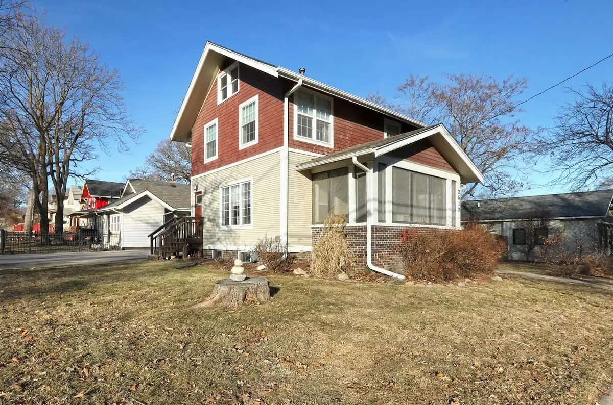 2517 Woodland Avenue, Des Moines, IA 50312 - Image #1