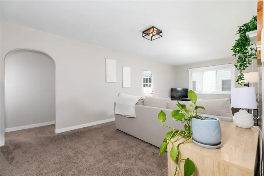 2325 61st Street, Des Moines, IA 50322 - Image #3