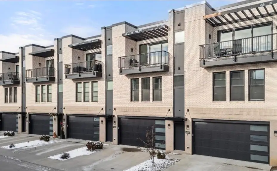 924 12th Street, Des Moines, IA 50309 - Image #1