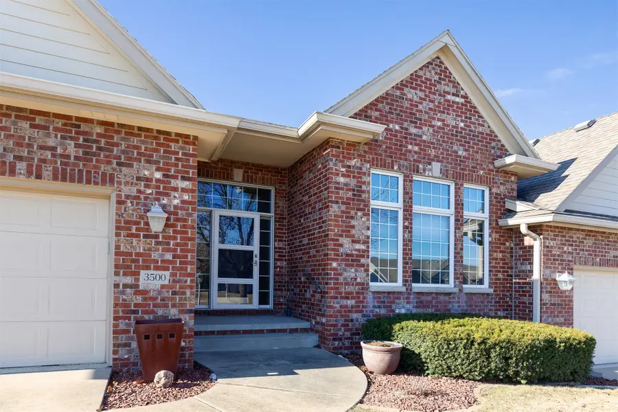 3500 152nd Street, Urbandale, IA 50323 - Image #2