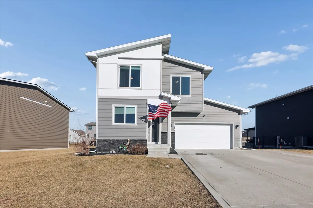 3519 Linden Drive Sw, Bondurant, IA 50035 - #1