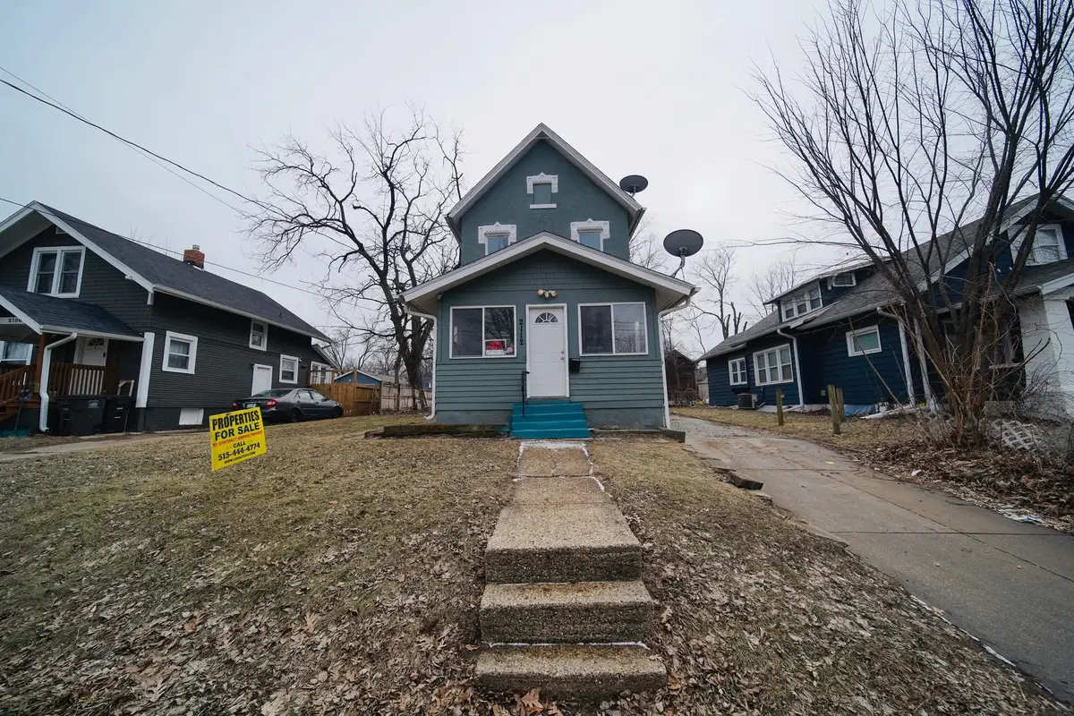 2112 Washington Avenue, Des Moines, IA 50310 - Image #1