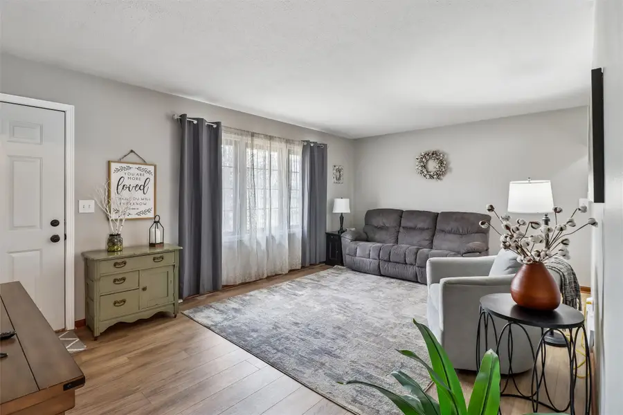 3922 E 26th Street, Des Moines, IA 50317 - Image #3