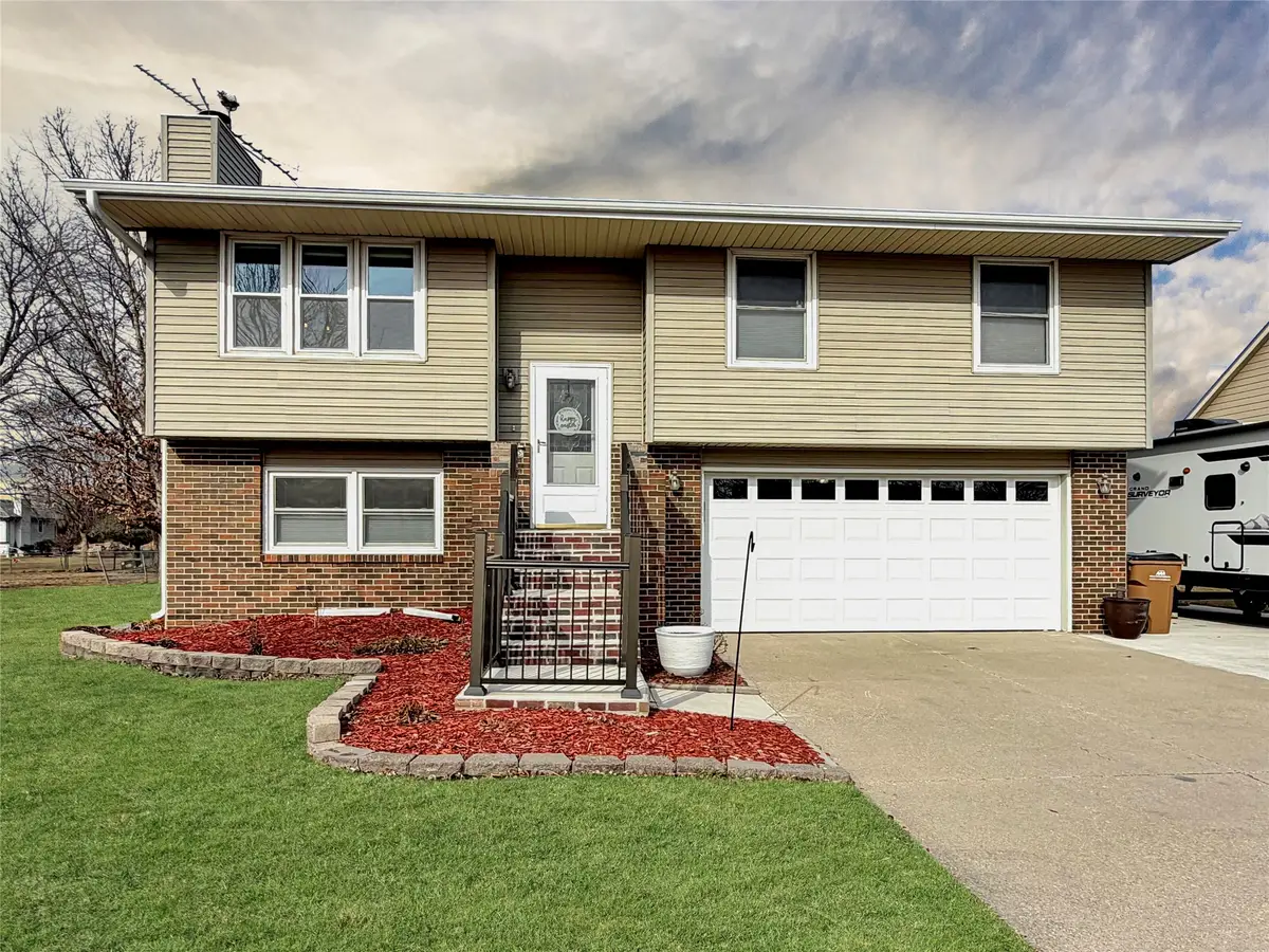 8735 NW 53rd Place, Johnston, IA 50131 - Image #1