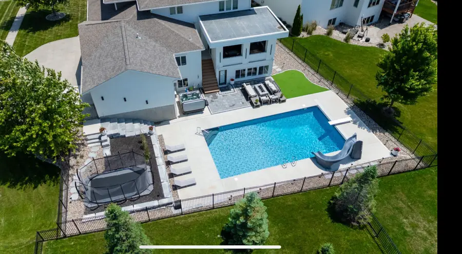 2762 NW 166th Court, Clive, IA 50325 - Image #2