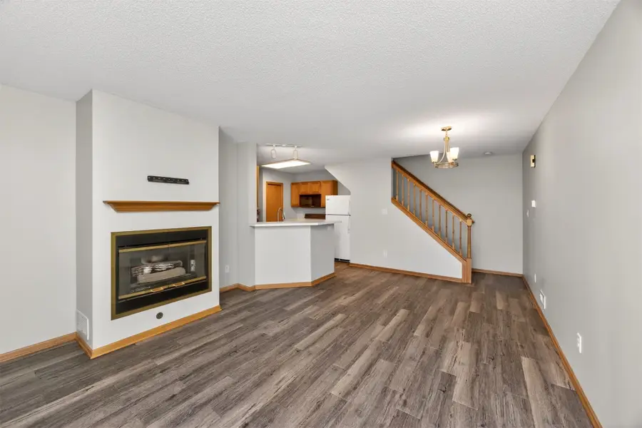 1325 SE Delaware Avenue #9, Ankeny, IA 50021 - Image #3
