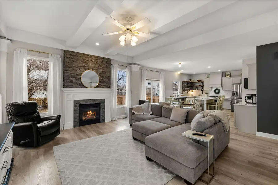 2406 133rd Street, Urbandale, IA 50323 - Image #3