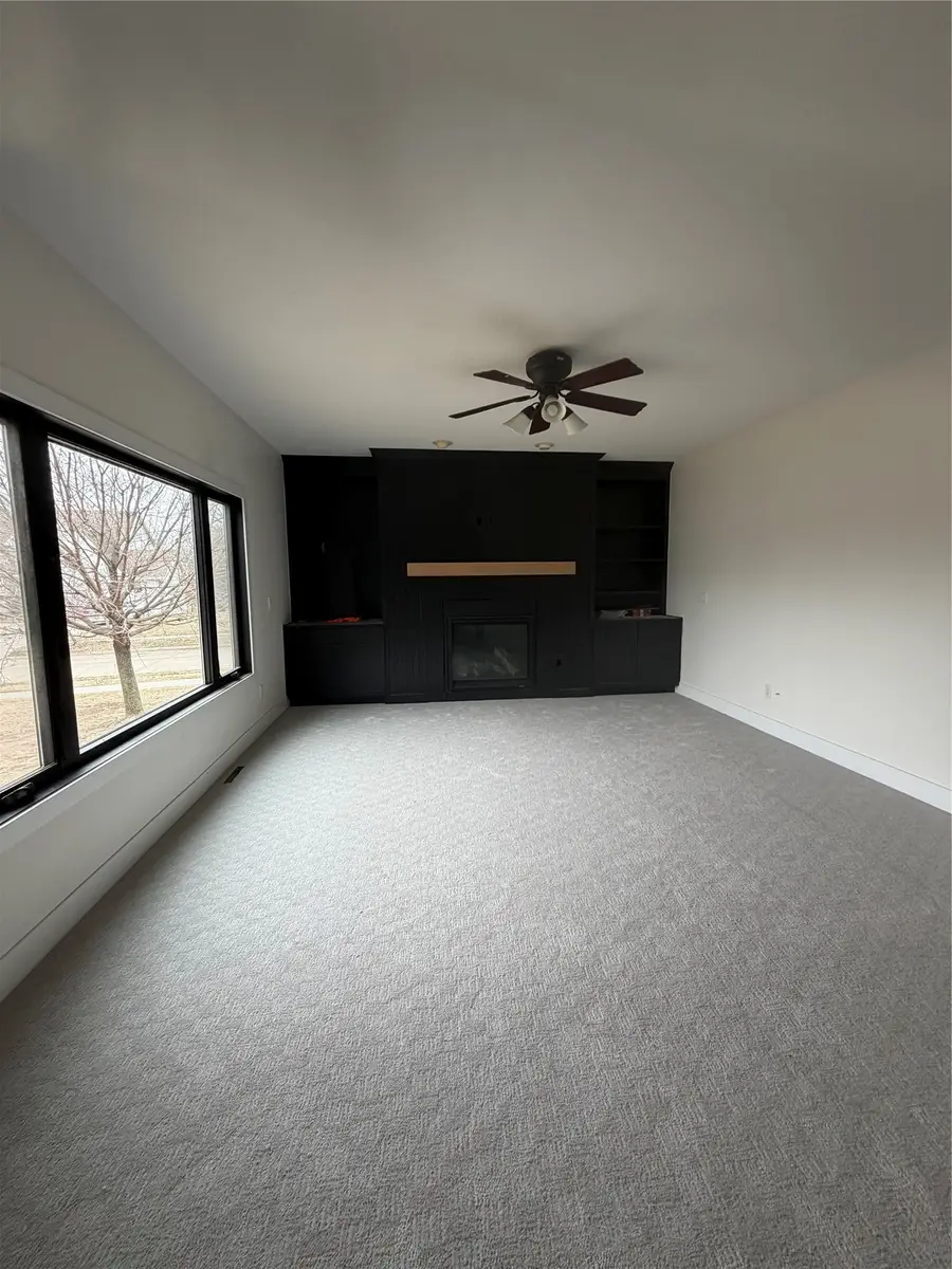 2107 SW Tanglewood Lane, Ankeny, IA 50023 - Image #2