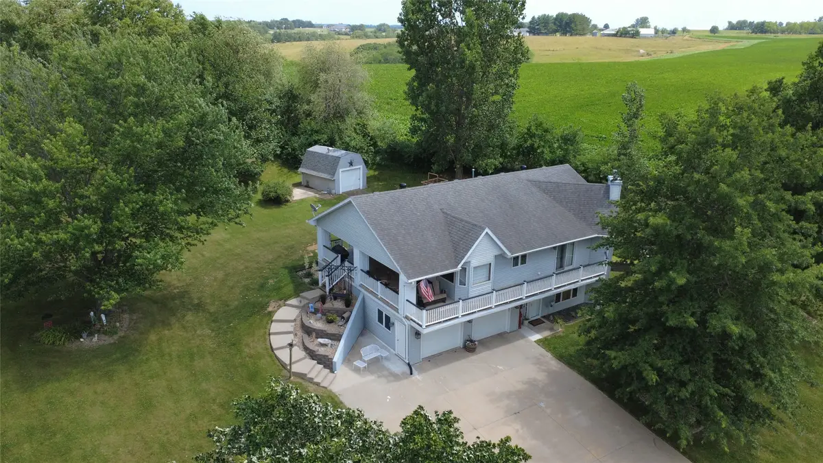 1460 South Shore Drive, Knoxville, IA 50138 - #1