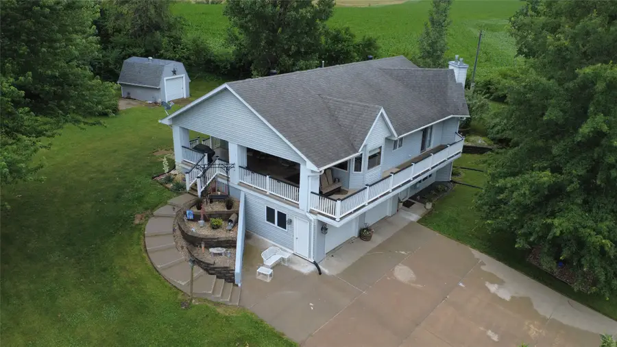 1460 South Shore Drive, Knoxville, IA 50138 - #2