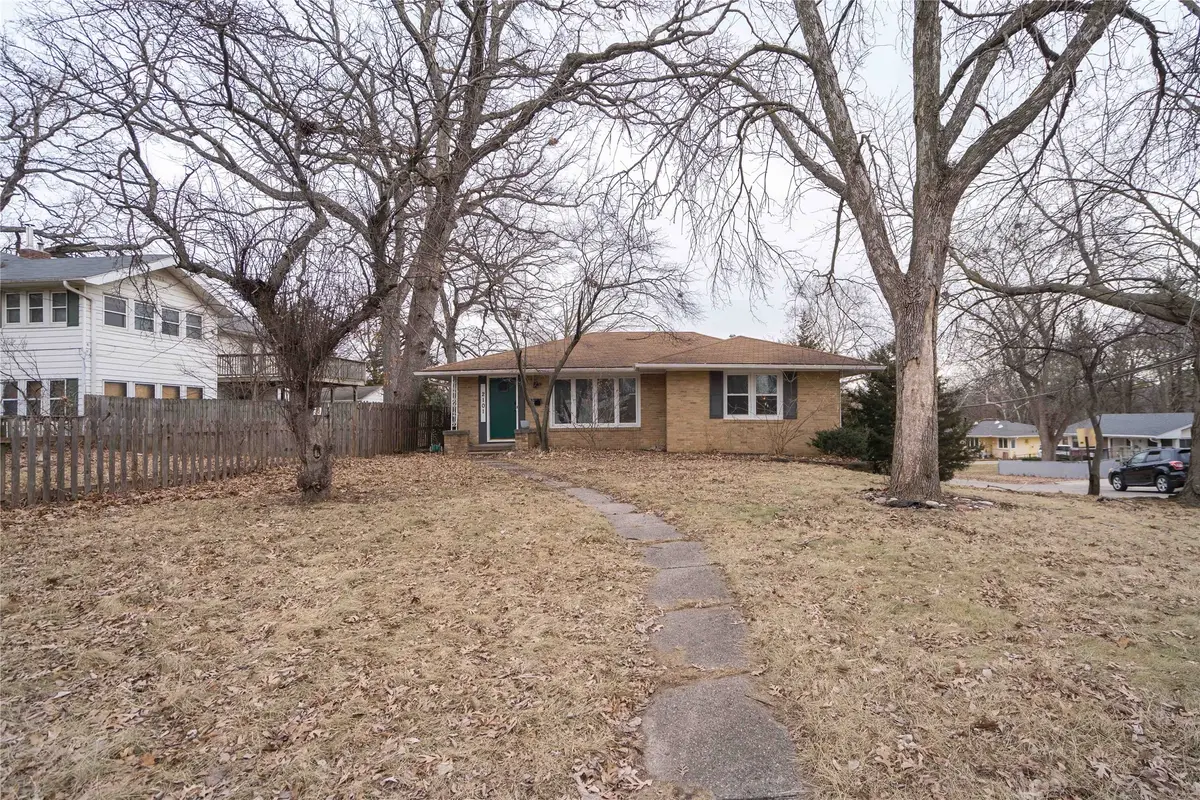2101 30th Street, Des Moines, IA 50310 - Image #1