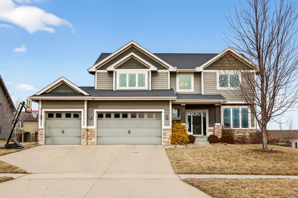 16413 Baxter Drive, Clive, IA 50323