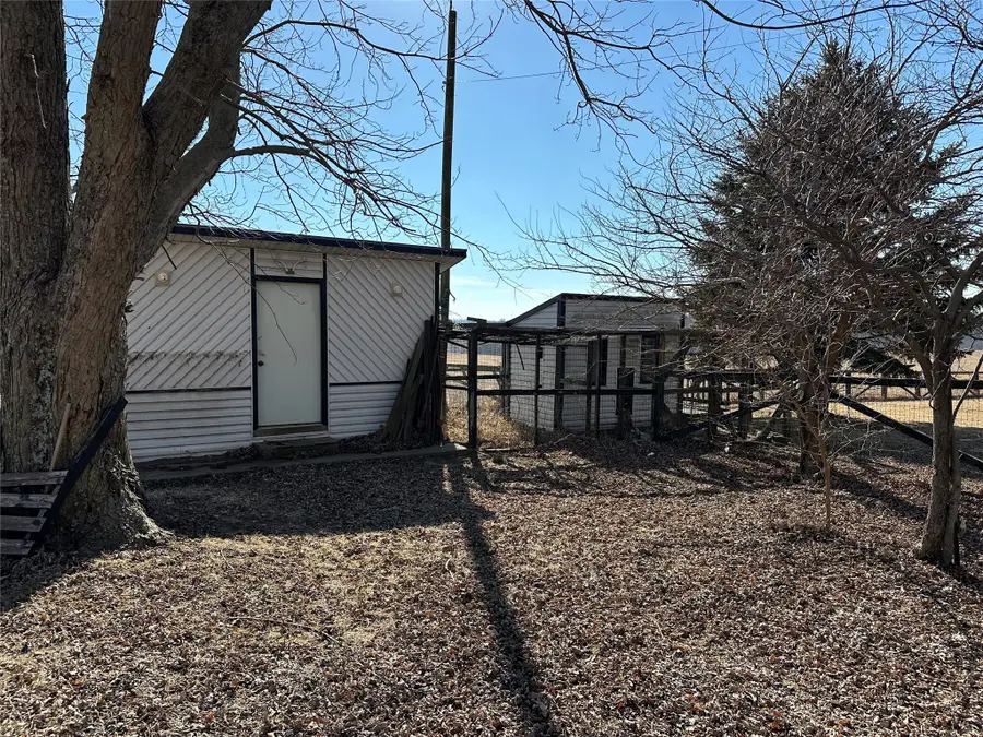 2817 Carver Road, Winterset, IA 50273 - Image #3