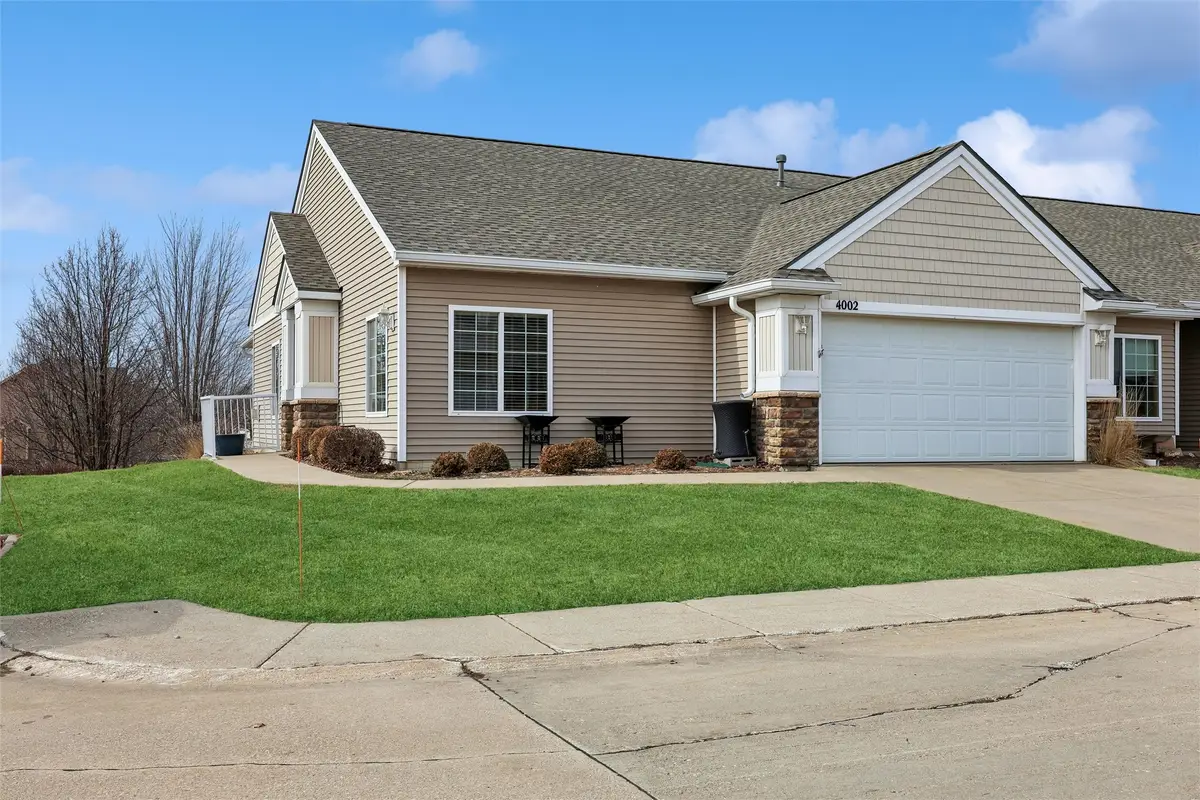 4002 NE Tulip Lane, Ankeny, IA 50021 - #1