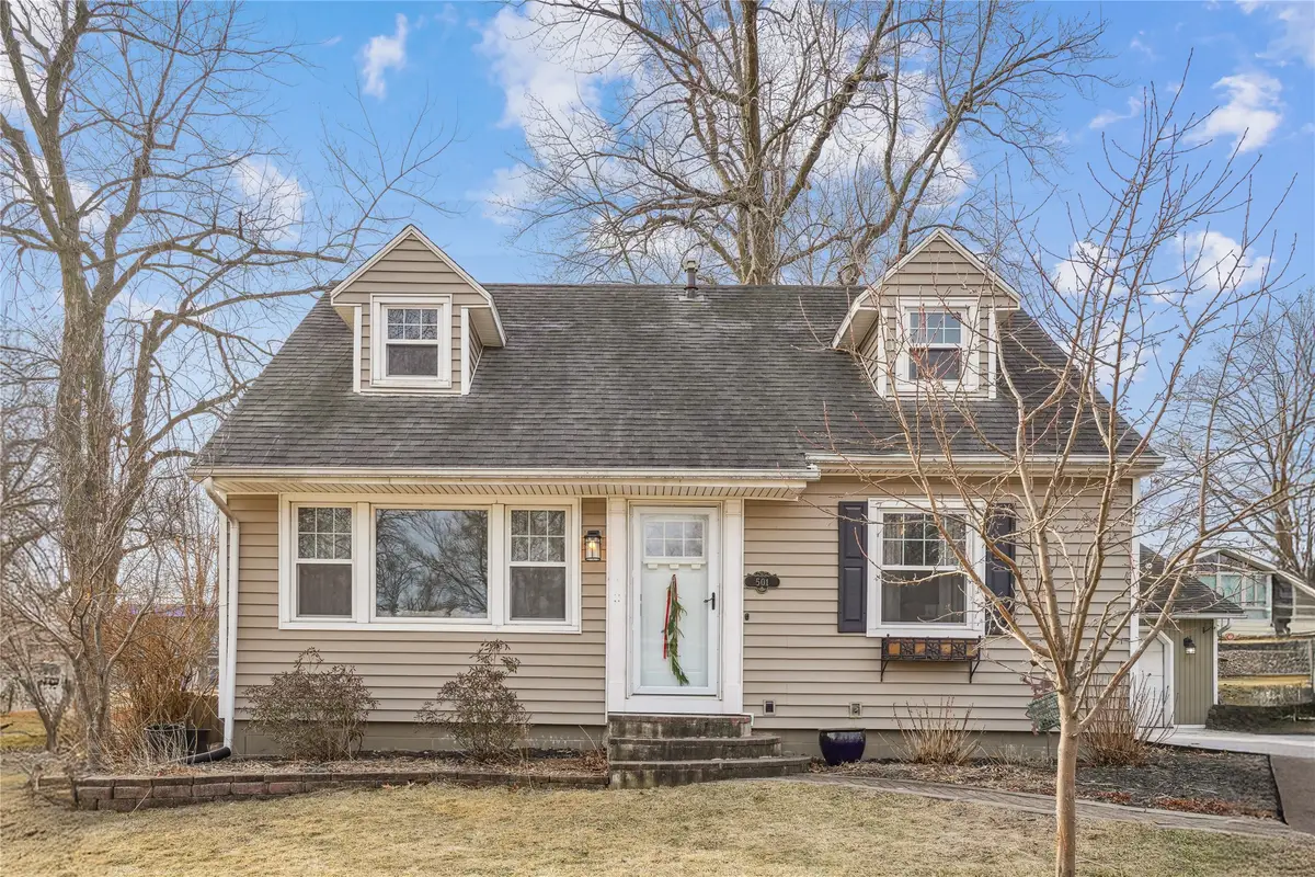 501 Spruce Drive, Pella, IA 50219 - #1