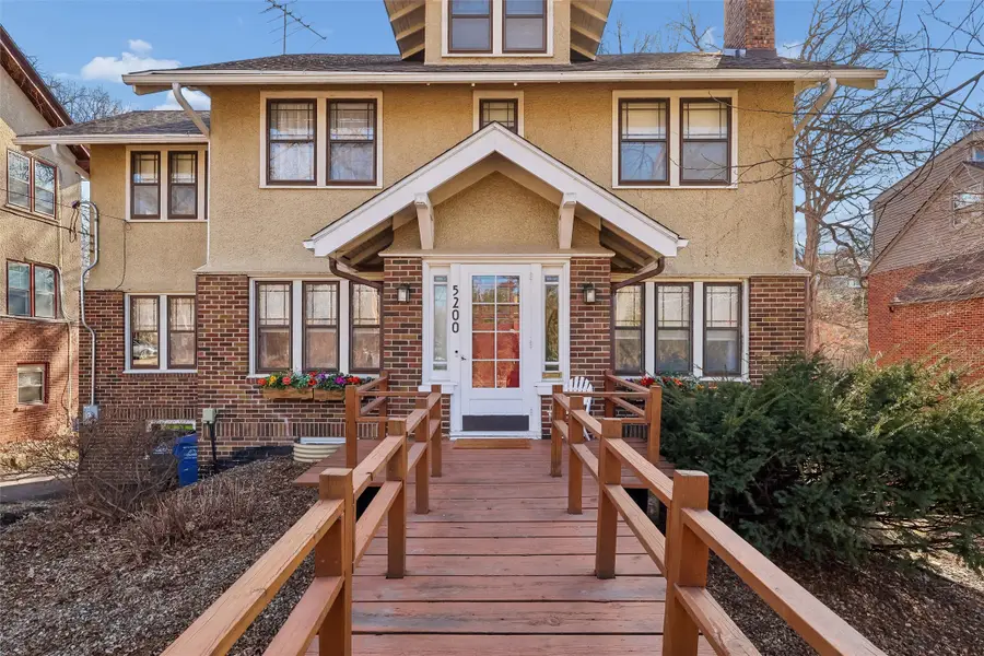 5200 Ingersoll Avenue, Des Moines, IA 50312 - #2