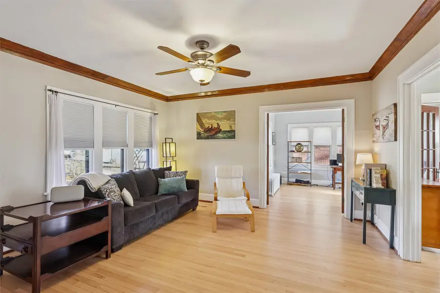 5200 Ingersoll Avenue, Des Moines, IA 50312 - #3