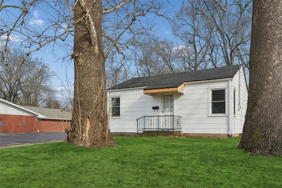 1131 69th Street, Windsor Heights, IA 50324 - #2