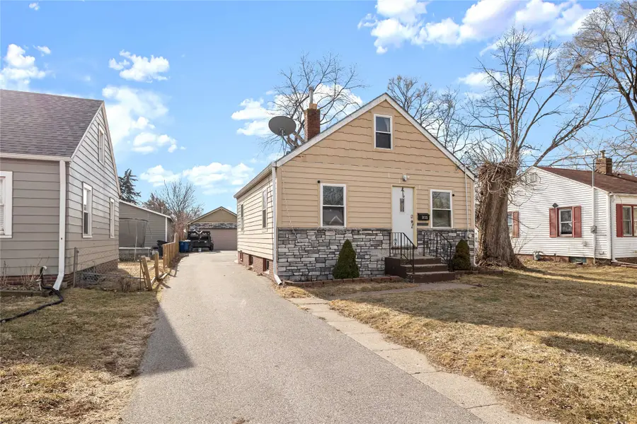 1415 Osceola Avenue, Des Moines, IA 50316 - #2