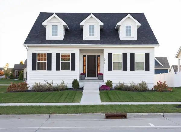 2203 SW Vintage Parkway, Ankeny, IA 50023