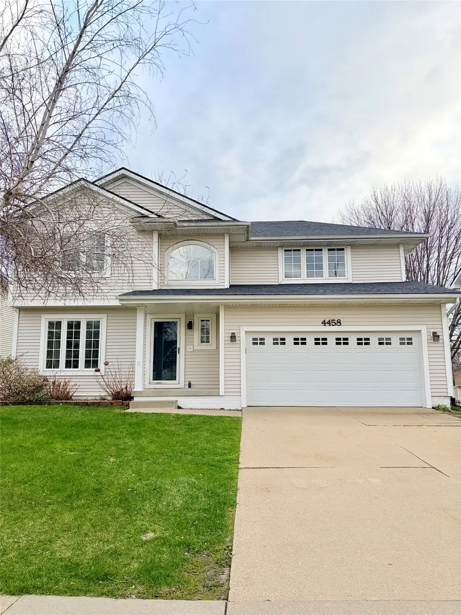 4458 Ashley Park Drive, West Des Moines, IA 50265 - #3