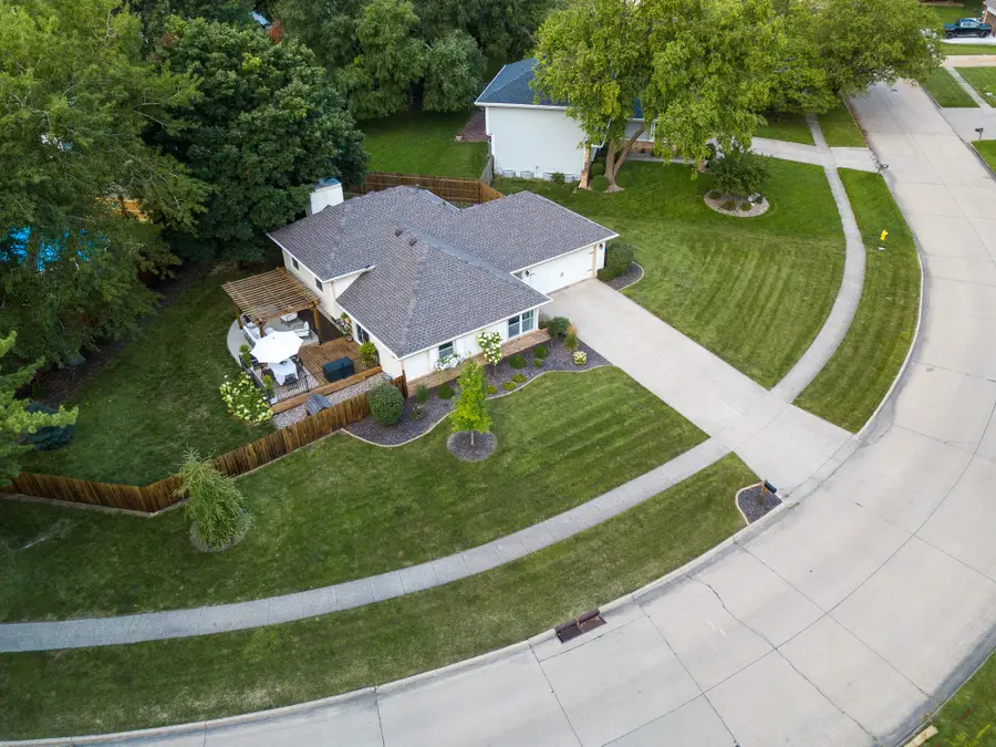 525 45th Street, West Des Moines, IA 50265 - #3