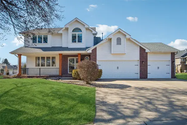 4616 94th Street, Urbandale, IA 50322