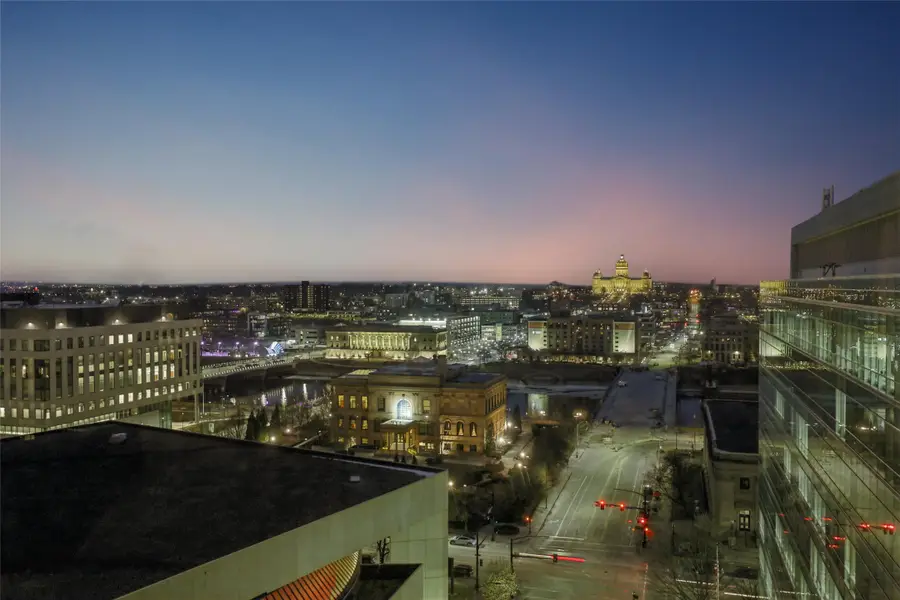 300 Walnut Street #1509, Des Moines, IA 50309 - #2