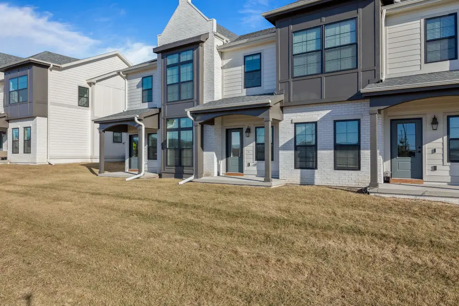 14146 Wilden Drive, Urbandale, IA 50323 - #2