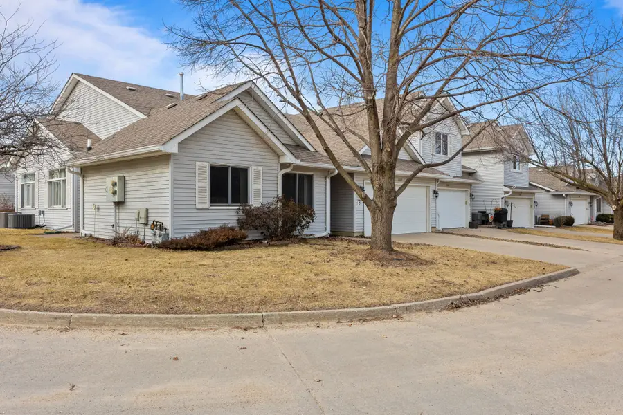 10130 Meredith Drive #8, Urbandale, IA 50322 - #3
