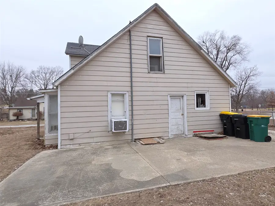 442 N 10th Street, Adel, IA 50003 - #2