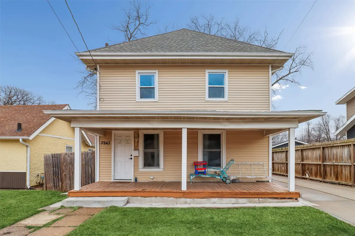 3943 12th Street, Des Moines, IA 50313 - #1