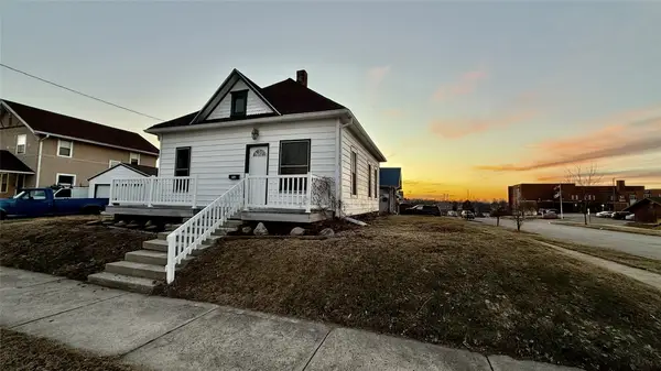 12 N 12th Street, Marshalltown, IA 50158