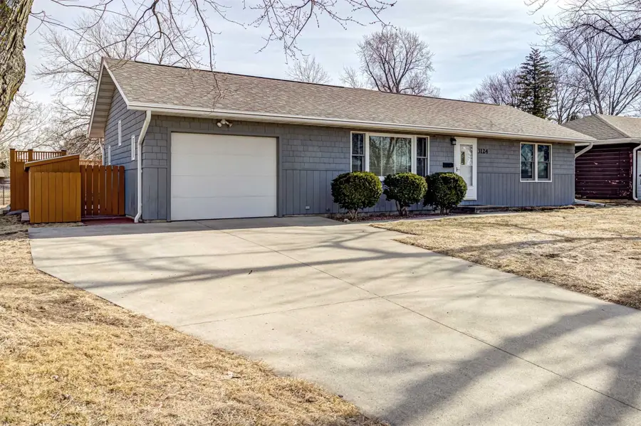 3124 Grove Avenue, Ames, IA 50010 - #2
