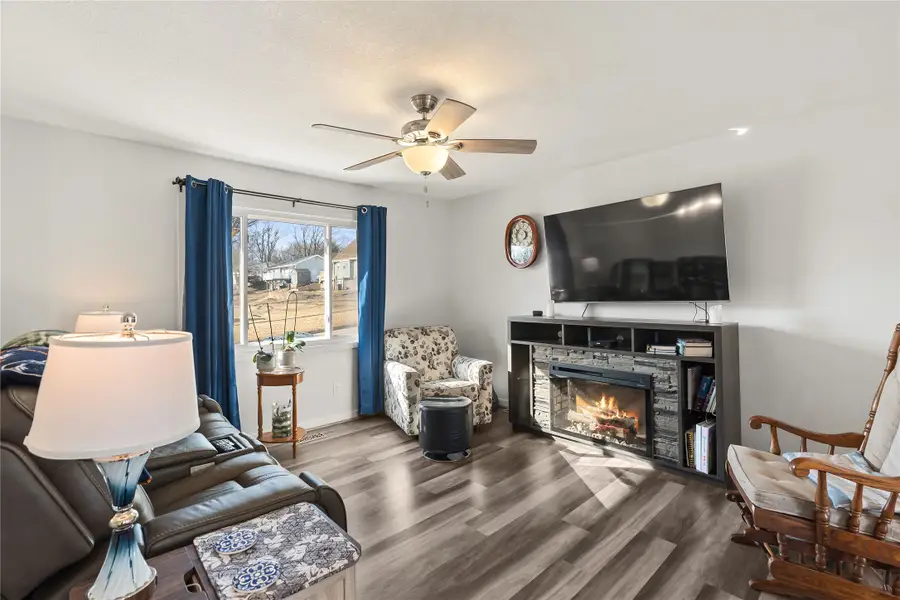 1514 W Euclid Avenue, Indianola, IA 50125 - #3