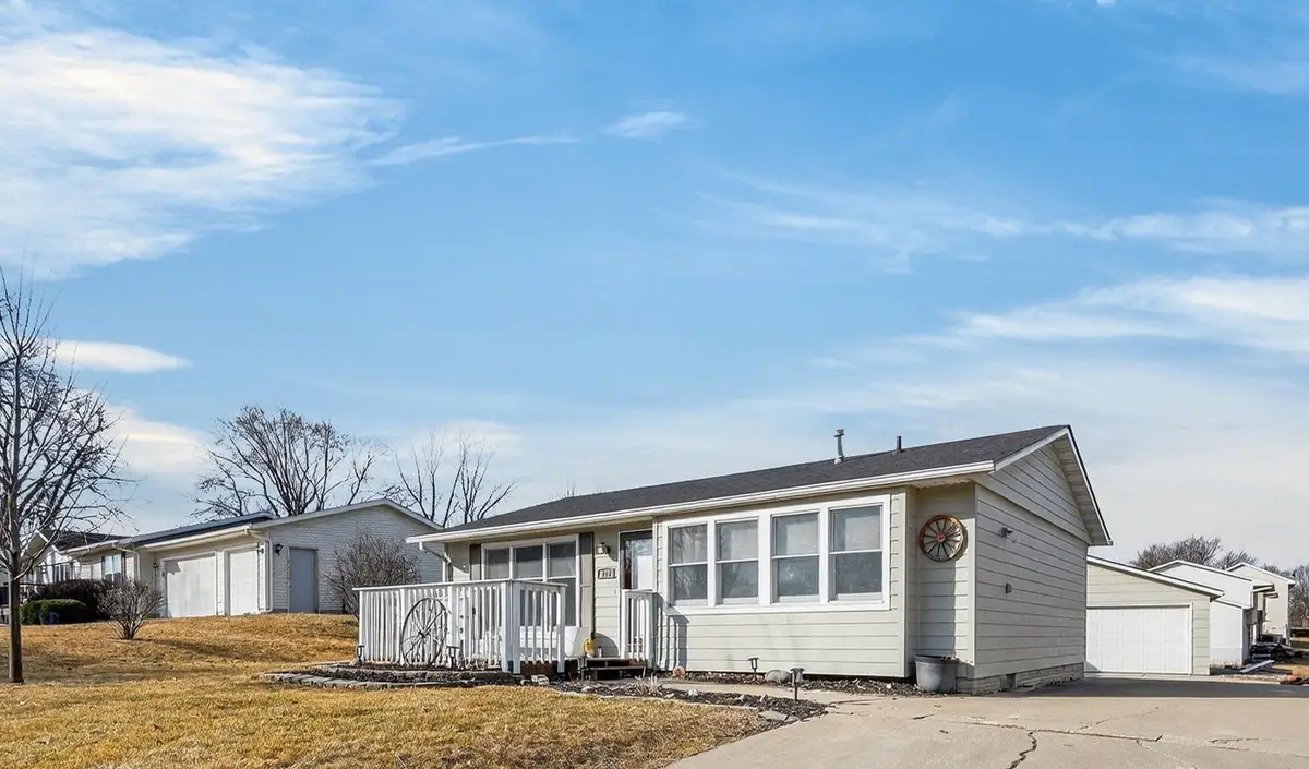 113 S H Street, Indianola, IA 50125 - #1