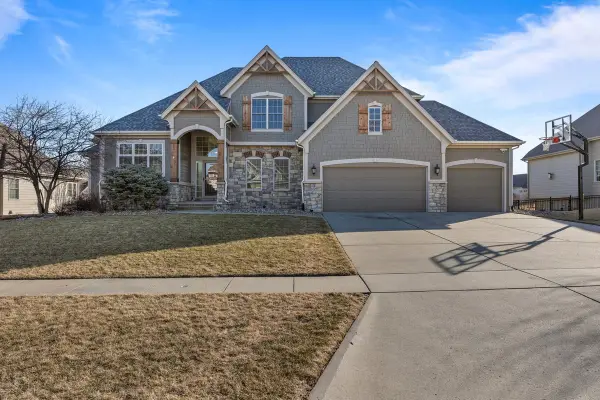 4009 SW 4th Street, Ankeny, IA 50023