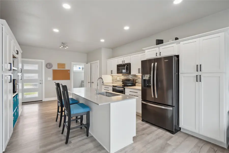 17120 Mistflower Lane, Urbandale, IA 50323 - #3