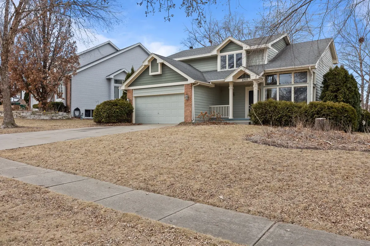 8707 Oakdale Drive, Johnston, IA 50131 - #1