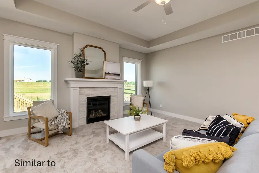 213 Lynch Lane, Pella, IA 50219 - #2