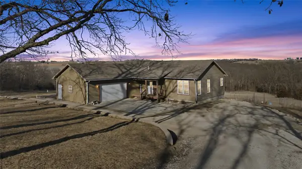 2051 145th Lane, Earlham, IA 50072