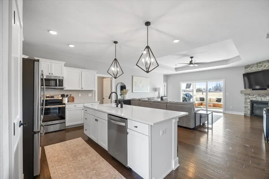 336 W High Road, Norwalk, IA 50211 - #3